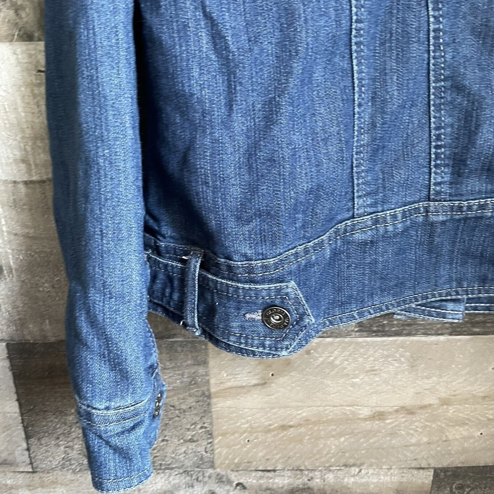 Gloria Vanderbilt Jean Jacket Womens M Blue Distressed Denim Trucker Pockets - Picture 6 of 6